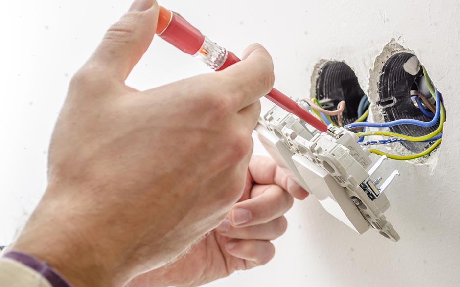 électricien à domicile Sèvres